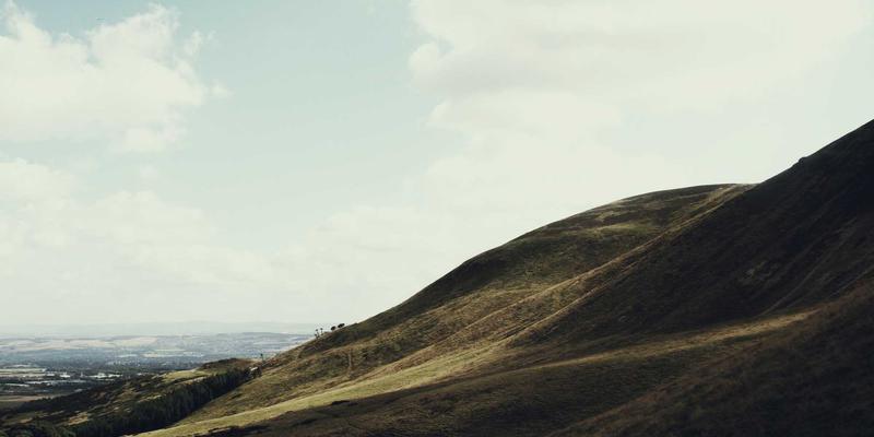 工业设备互联互通（IIoT）实施中的协议转换与数据集成挑战：成都科利尔仪器仪表供应商的专业视角