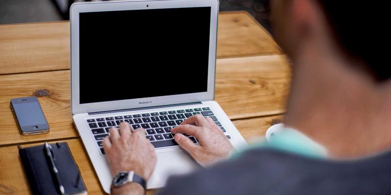 提升工业设备可靠性：深度解析故障根本原因分析(RCA)方法与成都科利尔供应商的专业实践